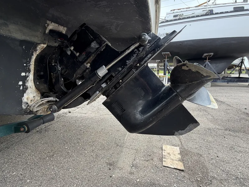 Slide: The Image of Rinker 266 Fiesta Vee 1998 - 6113601