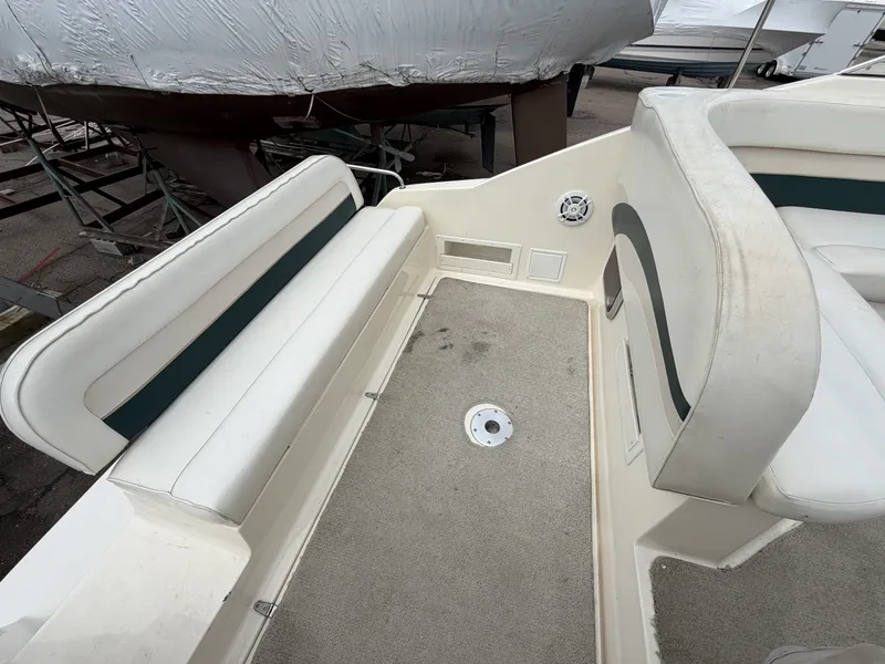 Slide: The Image of Rinker 266 Fiesta Vee 1998 - 6113613