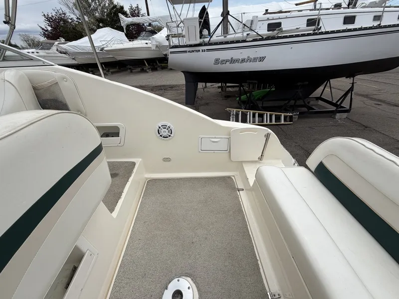 Slide: The Image of Rinker 266 Fiesta Vee 1998 - 6113615