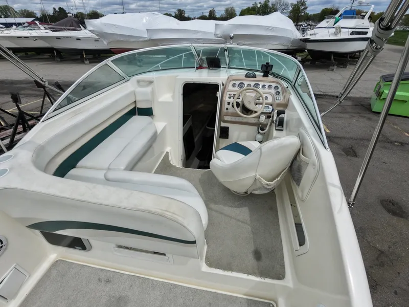 Slide: The Image of Rinker 266 Fiesta Vee 1998 - 6113587
