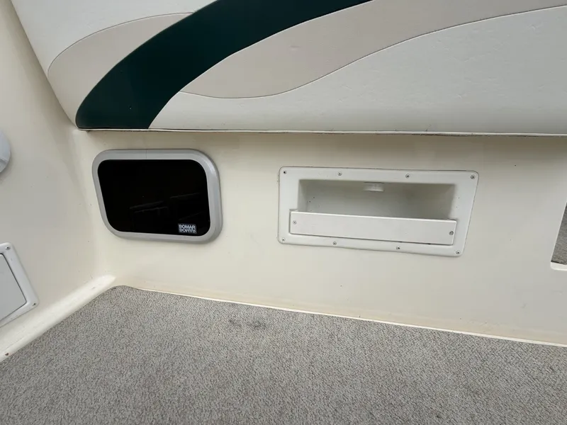 Slide: The Image of Rinker 266 Fiesta Vee 1998 - 6113618