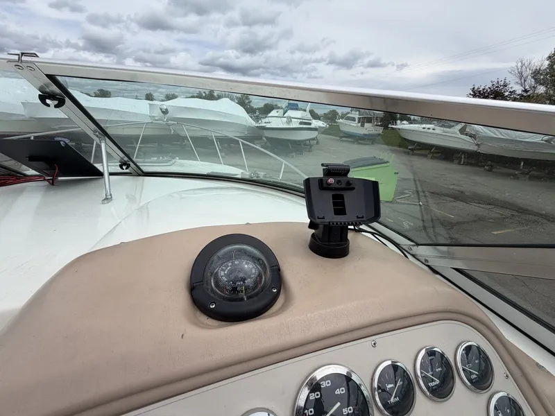 Slide: The Image of Rinker 266 Fiesta Vee 1998 - 6113631