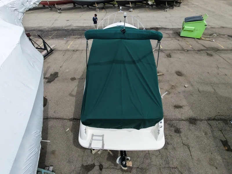 Slide: The Image of Rinker 266 Fiesta Vee 1998 - 6113572