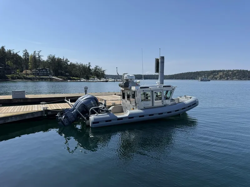 Slide: The Image of Safe Boats 25 Defender 2006 - 6086290