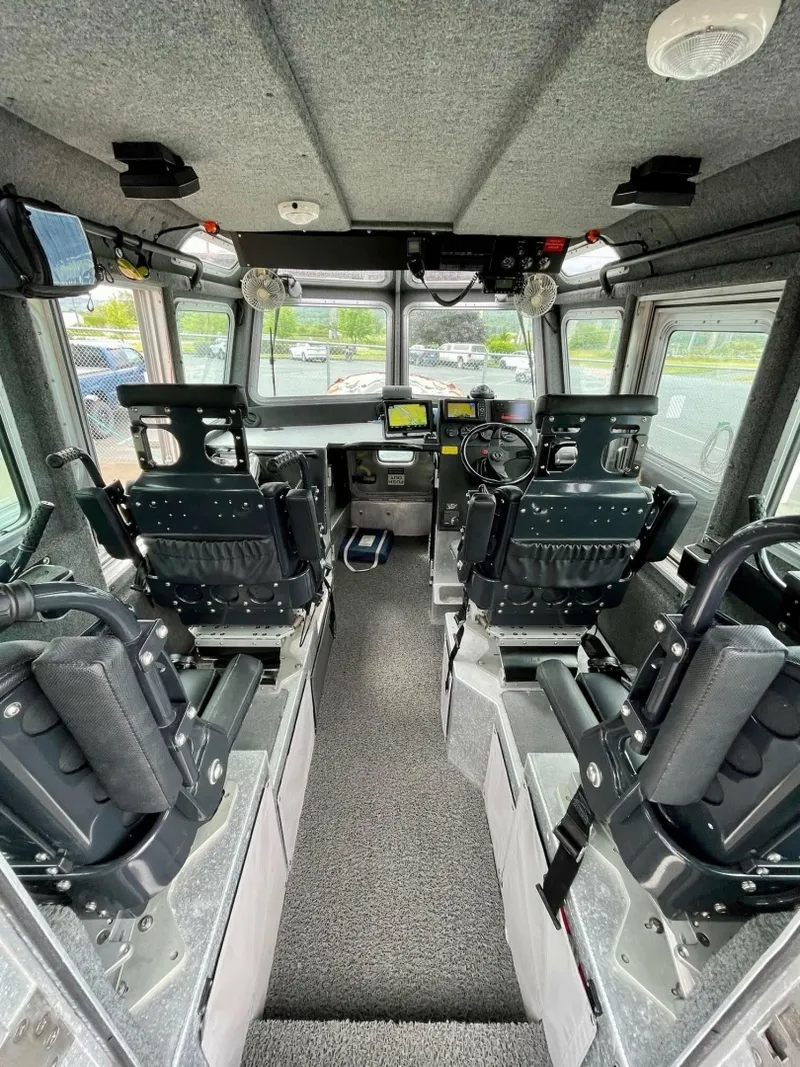 Slide: The Image of Safe Boats 25 Defender 2006 - 6086278