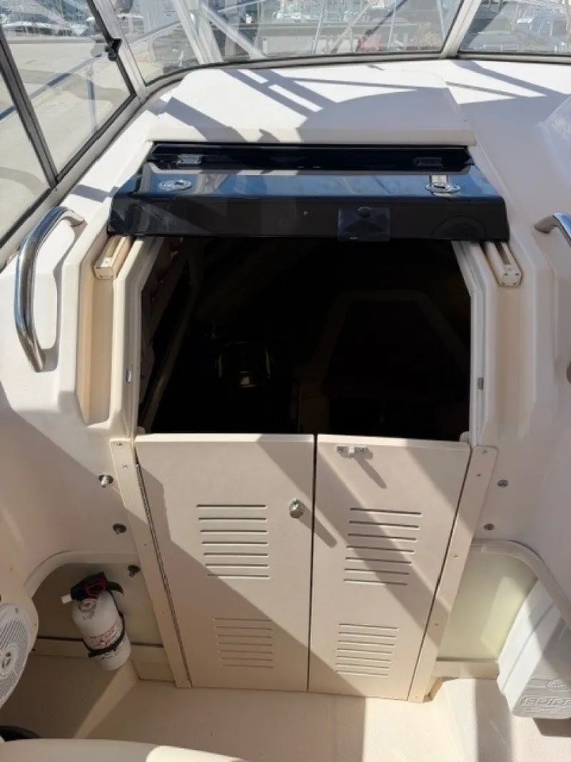 Slide: The Image of Grady-White 300 Marlin 2007 - 6185957