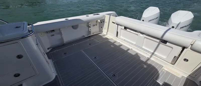 Slide: The Image of Boston Whaler 305 Conquest 2007 - 6088254