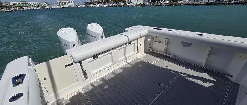 Slide: The Image of Boston Whaler 305 Conquest 2007 - 6088255