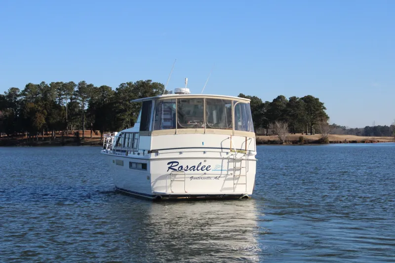 Slide: The Image of 42 ft Bertram - Aft View - 6163800