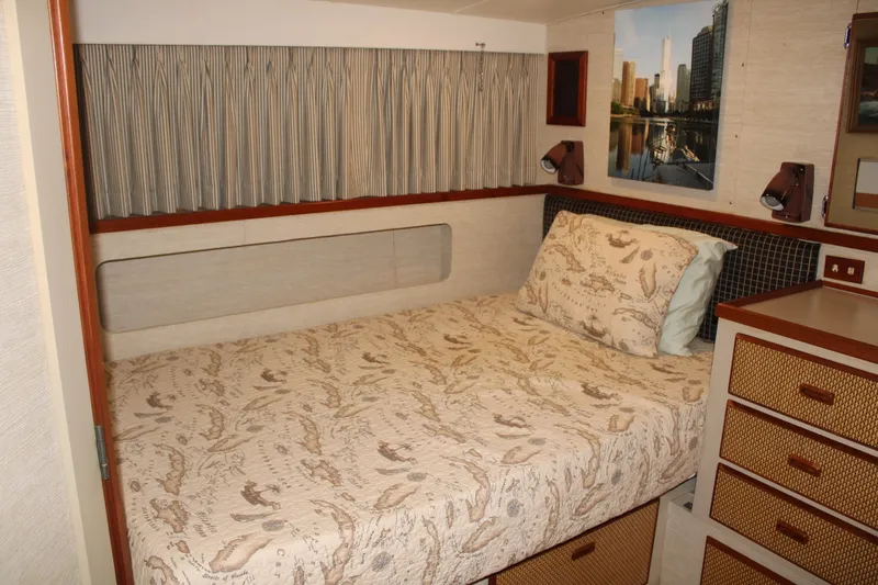 Slide: The Image of 42 ft Bertram - Master Cabin - 6163828