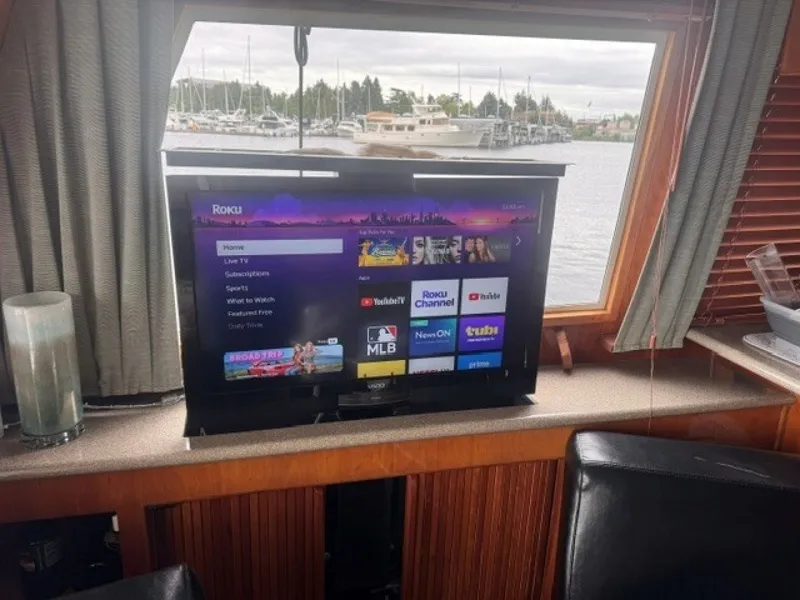 Slide: The Image of Navigator Pilothouse 2001 - 6088549