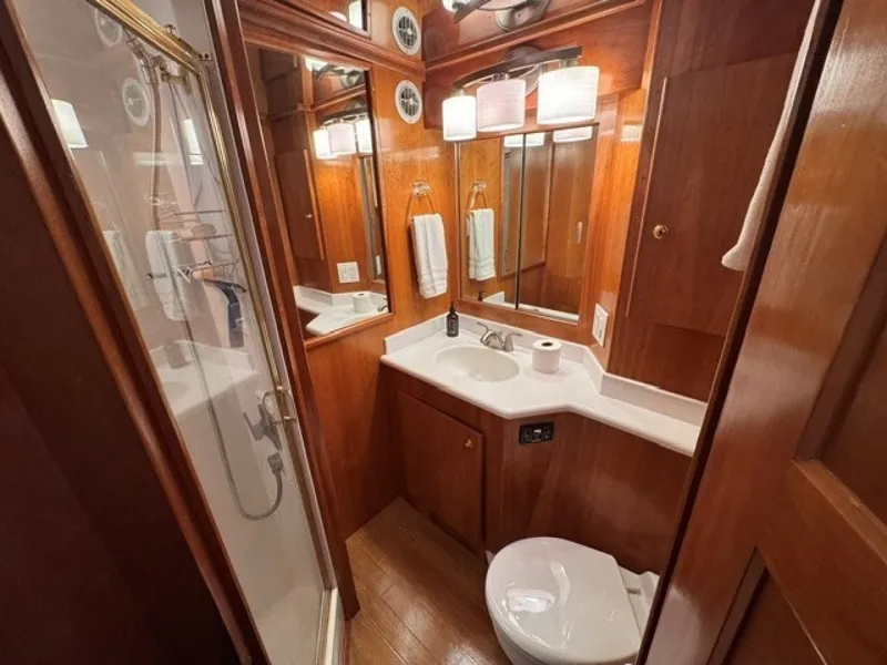 Slide: The Image of Navigator Pilothouse 2001 - 6088556