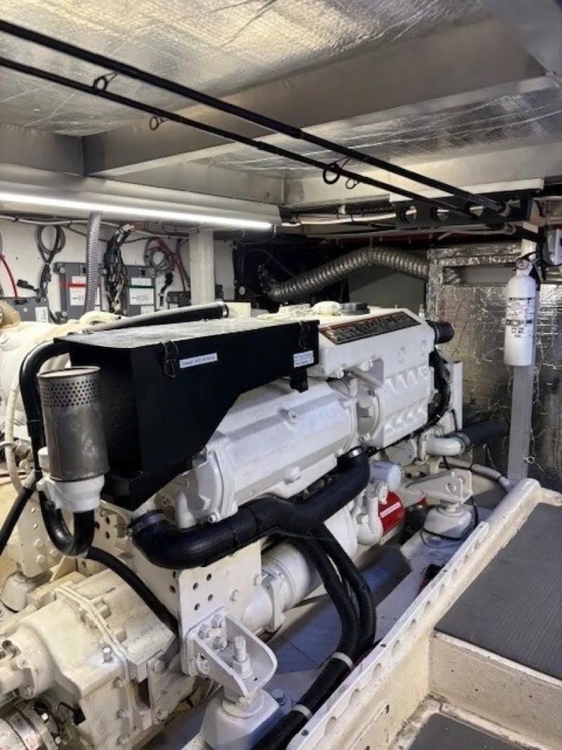Slide: The Image of Navigator Pilothouse 2001 - 6088560