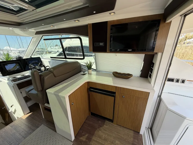 Slide: The Image of Cruisers 41 Cantius 2016 - 6088967