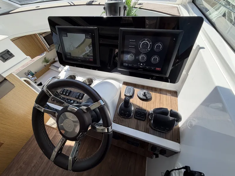 Slide: The Image of Cruisers 41 Cantius 2016 - 6088971