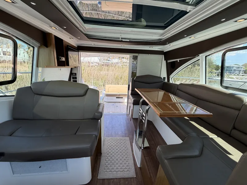 Slide: The Image of Cruisers 41 Cantius 2016 - 6088972