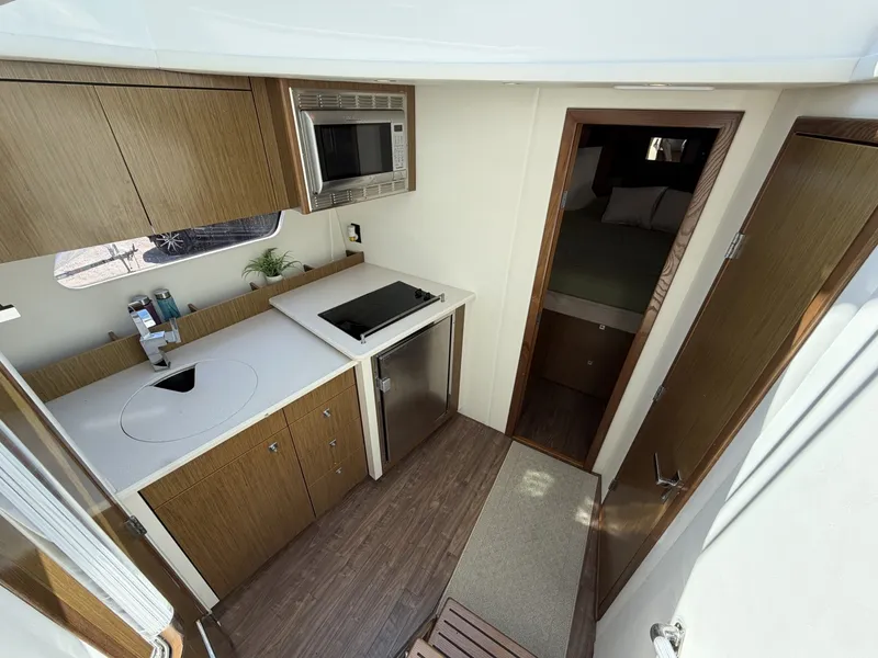 Slide: The Image of Cruisers 41 Cantius 2016 - 6088973