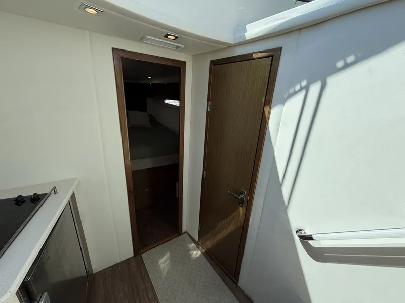 Slide: The Image of Cruisers 41 Cantius 2016 - 6088980
