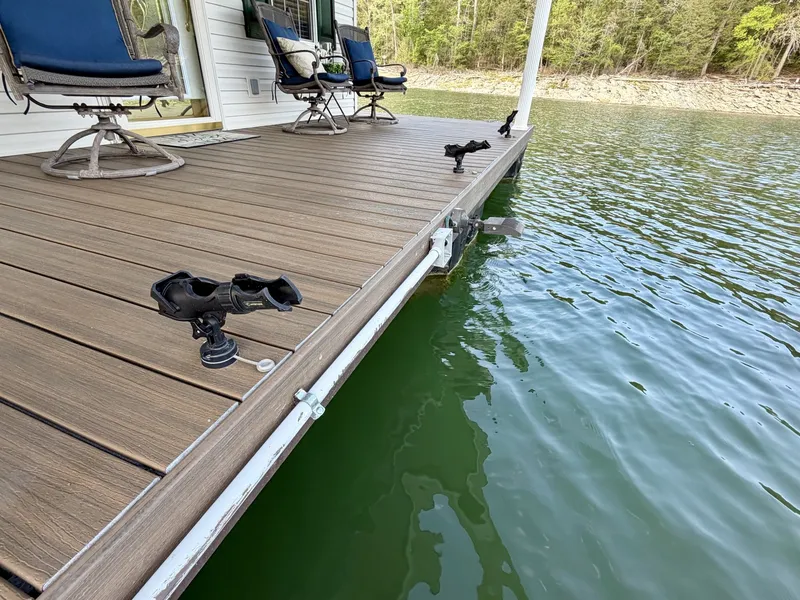 Slide: The Image of Custom 20 x 53 Floating Cabin - Approx 999/sqft 2002 - 6089576