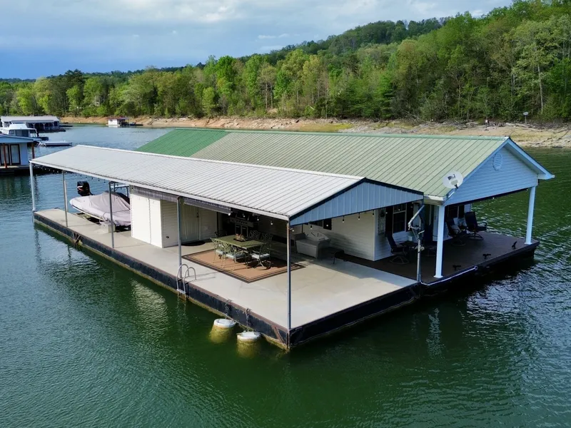 Slide: The Image of Custom 20 x 53 Floating Cabin - Approx 999/sqft 2002 - 6089595