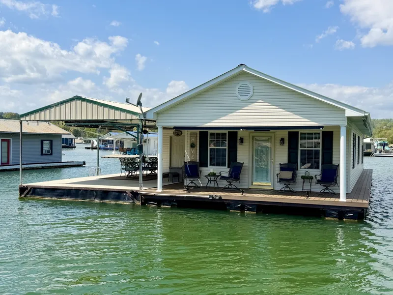 Slide: The Image of Custom 20 x 53 Floating Cabin - Approx 999/sqft 2002 - 6089399