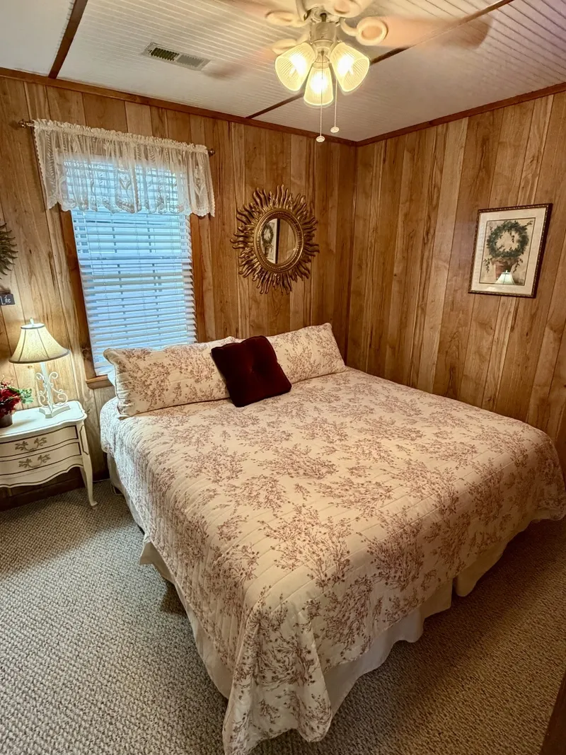 Slide: The Image of Custom 20 x 53 Floating Cabin - Approx 999/sqft 2002 - 6089518