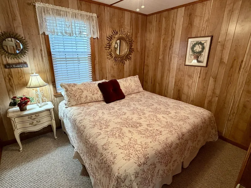 Slide: The Image of Custom 20 x 53 Floating Cabin - Approx 999/sqft 2002 - 6089520