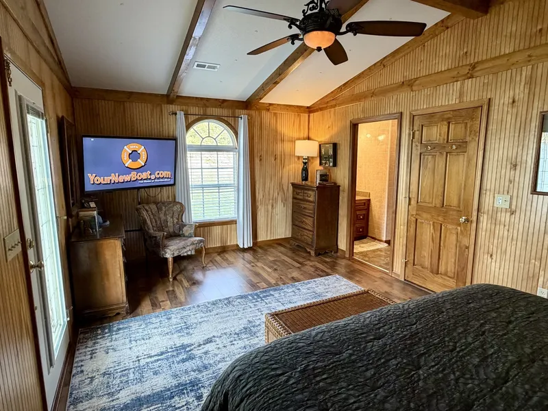 Slide: The Image of Custom 20 x 53 Floating Cabin - Approx 999/sqft 2002 - 6089537