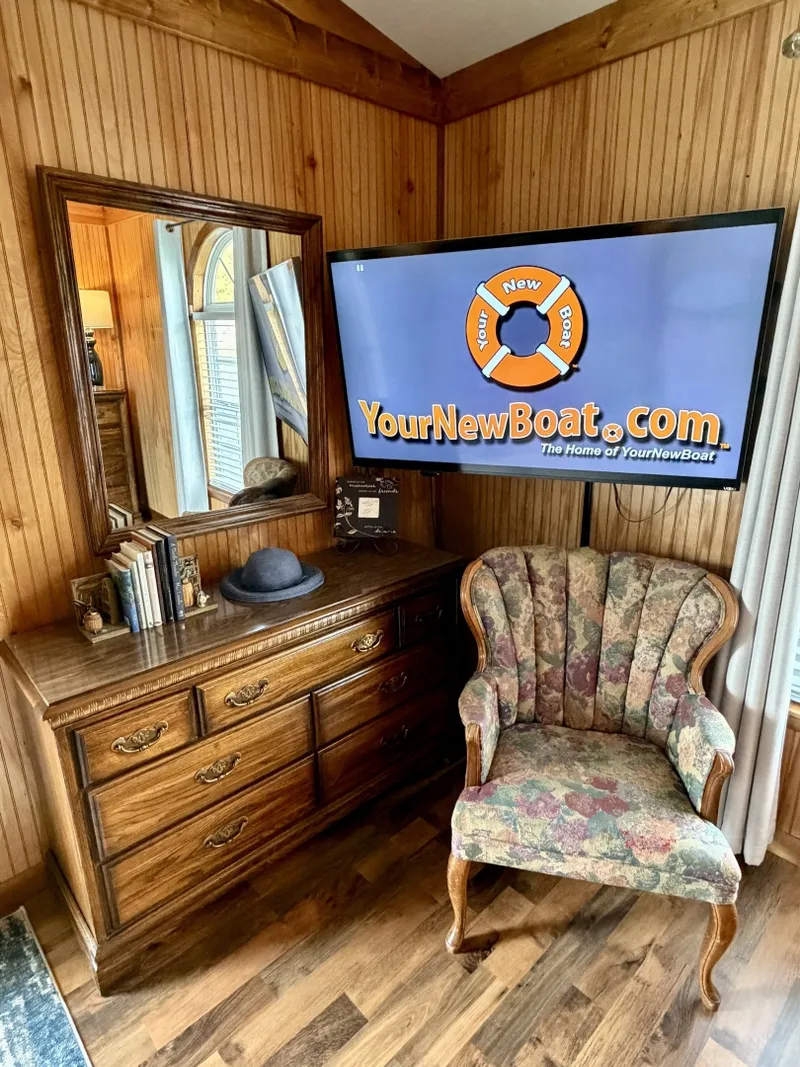 Slide: The Image of Custom 20 x 53 Floating Cabin - Approx 999/sqft 2002 - 6089539