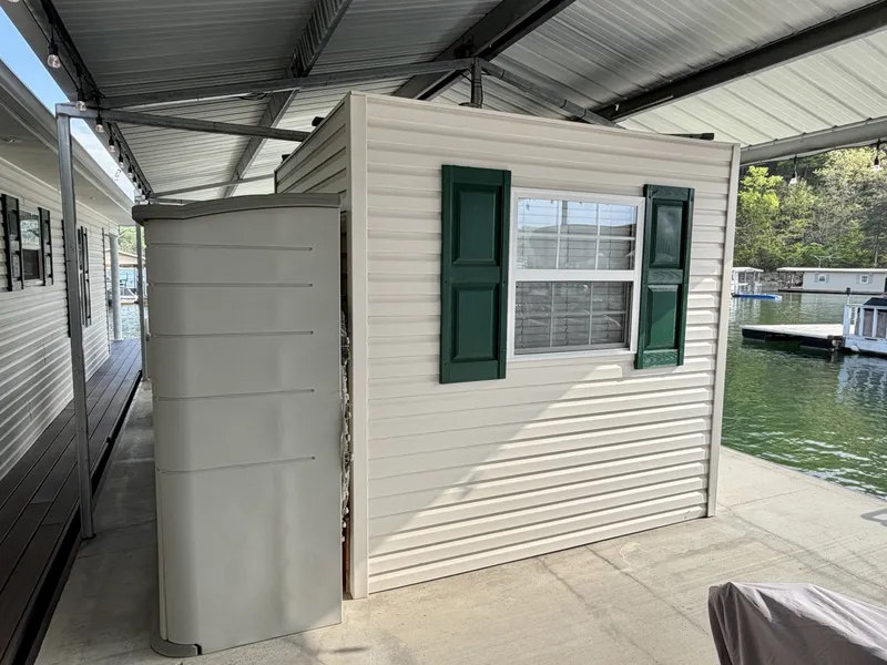 Slide: The Image of Custom 20 x 53 Floating Cabin - Approx 999/sqft 2002 - 6089552