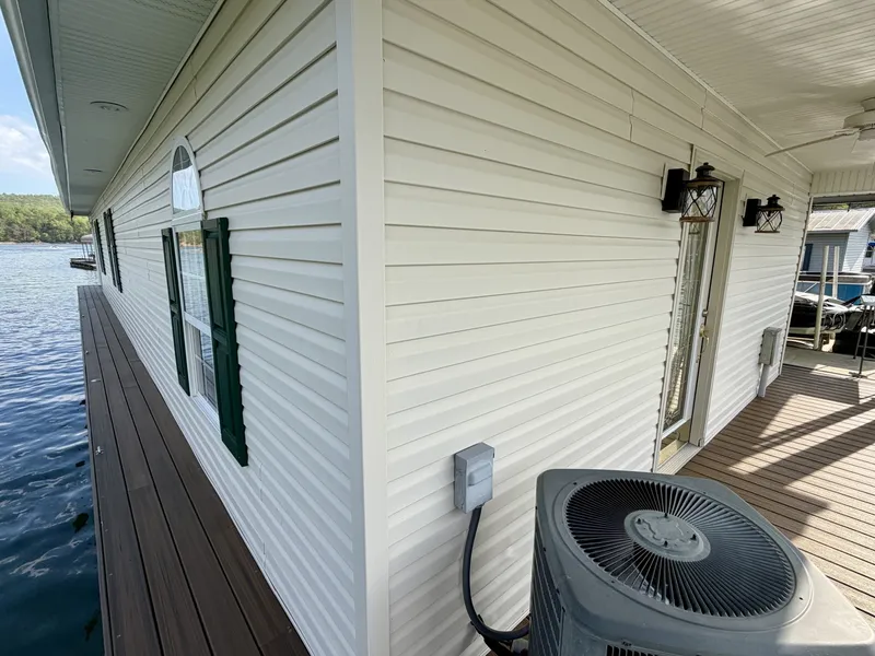 Slide: The Image of Custom 20 x 53 Floating Cabin - Approx 999/sqft 2002 - 6089567