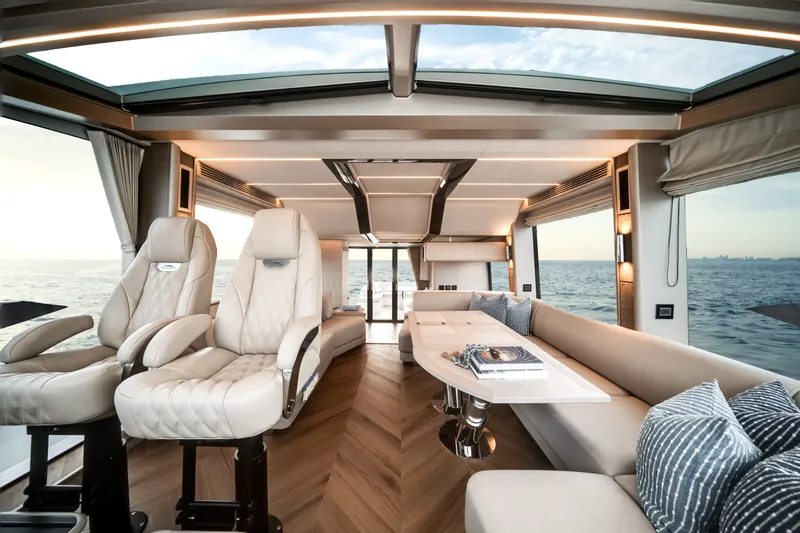 Slide: The Image of Galeon 680 FLY 2026 - 6350617