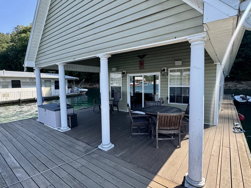 Slide: The Image of Custom 20 x 43 Floating Cabin - Approx 812sqft 2006 - 6089929