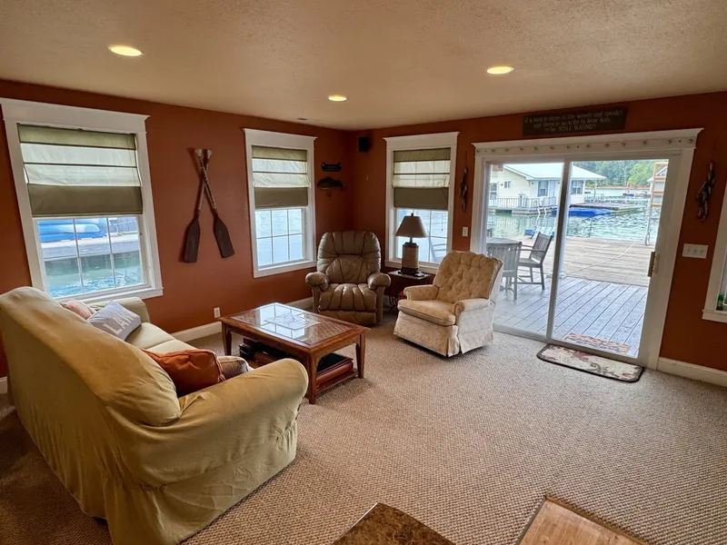 Slide: The Image of Custom 20 x 43 Floating Cabin - Approx 812sqft 2006 - 6089933