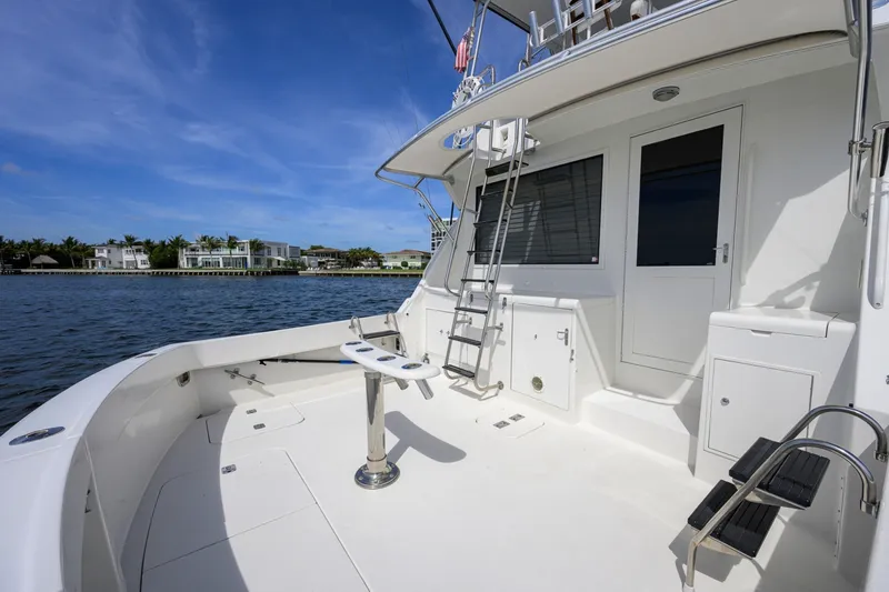 Slide: The Image of Hatteras 46 - Headwinds 1992 Hatteras 46 - Convertible - Headwinds - 6106082