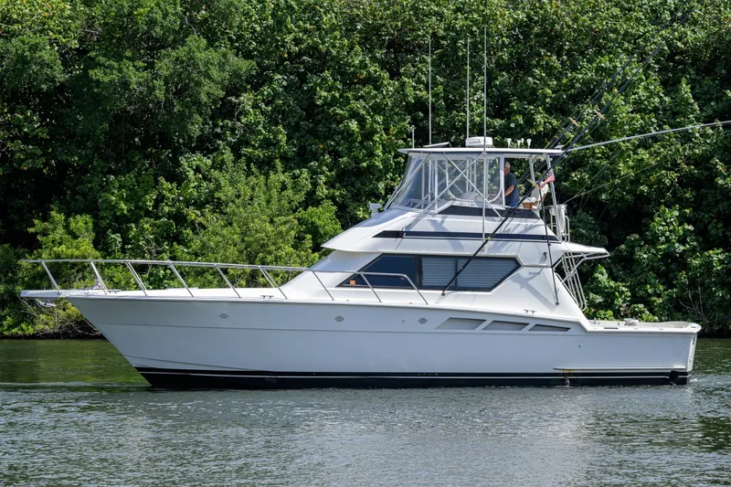 Slide: The Image of Hatteras 46 - Headwinds 1992 Hatteras 46 - Convertible - Headwinds - 6106105