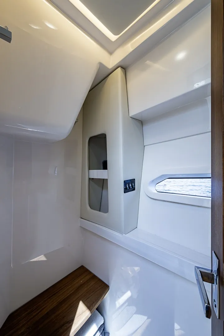 Slide: The Image of Regal 38 XO 2025 - 7867200
