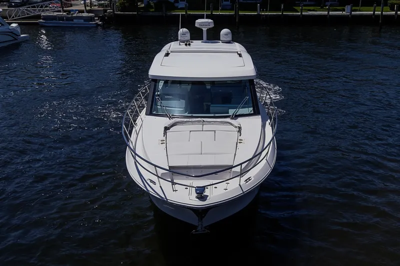 Slide: The Image of Regal 38 XO 2025 - 7867209