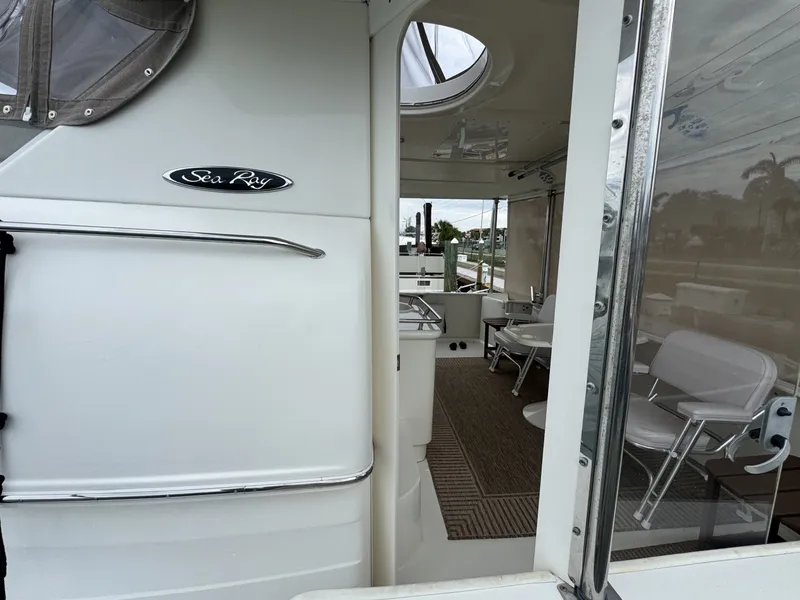 Slide: The Image of Sea Ray 380 Aft Cabin 2001 - 6104767