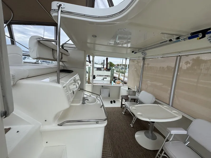 Slide: The Image of Sea Ray 380 Aft Cabin 2001 - 6104781