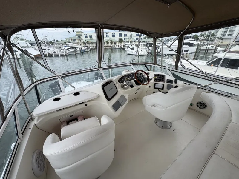 Slide: The Image of Sea Ray 380 Aft Cabin 2001 - 6104790
