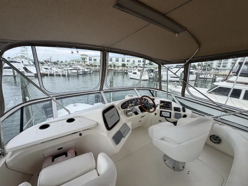 Slide: The Image of Sea Ray 380 Aft Cabin 2001 - 6104791