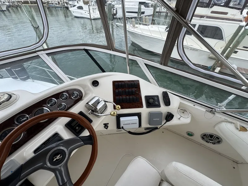 Slide: The Image of Sea Ray 380 Aft Cabin 2001 - 6104797