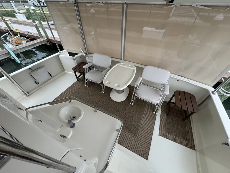 Slide: The Image of Sea Ray 380 Aft Cabin 2001 - 6104803