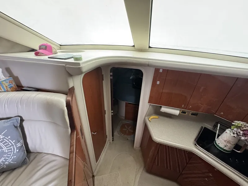 Slide: The Image of Sea Ray 380 Aft Cabin 2001 - 6104889