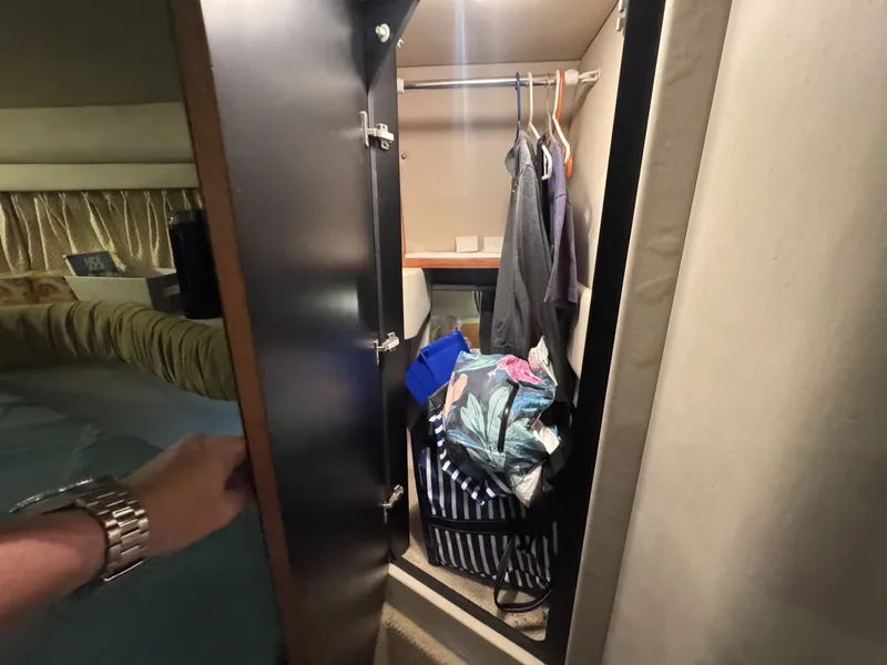 Slide: The Image of Sea Ray 380 Aft Cabin 2001 - 6104899
