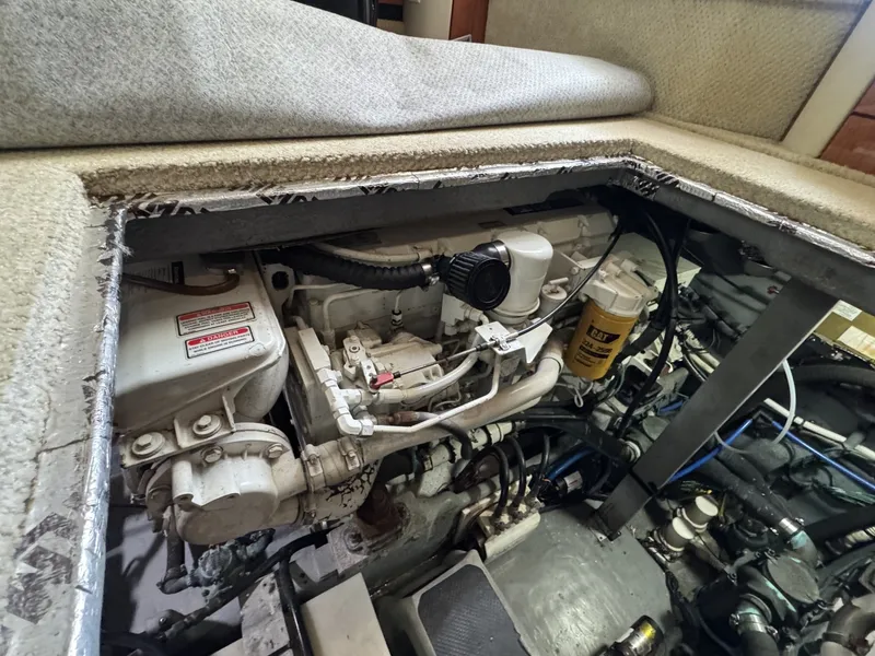 Slide: The Image of Sea Ray 380 Aft Cabin 2001 - 6104926
