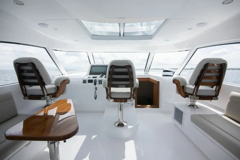 Slide: The Image of Bertram 50 Sport 2027 - 6106479