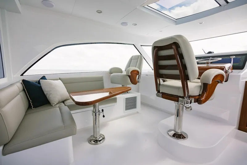 Slide: The Image of Bertram 50 Sport 2027 - 6106482