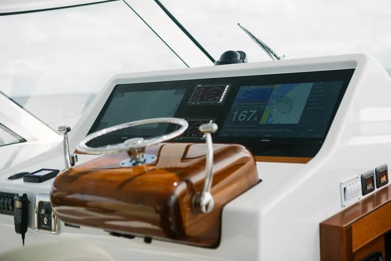Slide: The Image of Bertram 50 Sport 2027 - 6106483